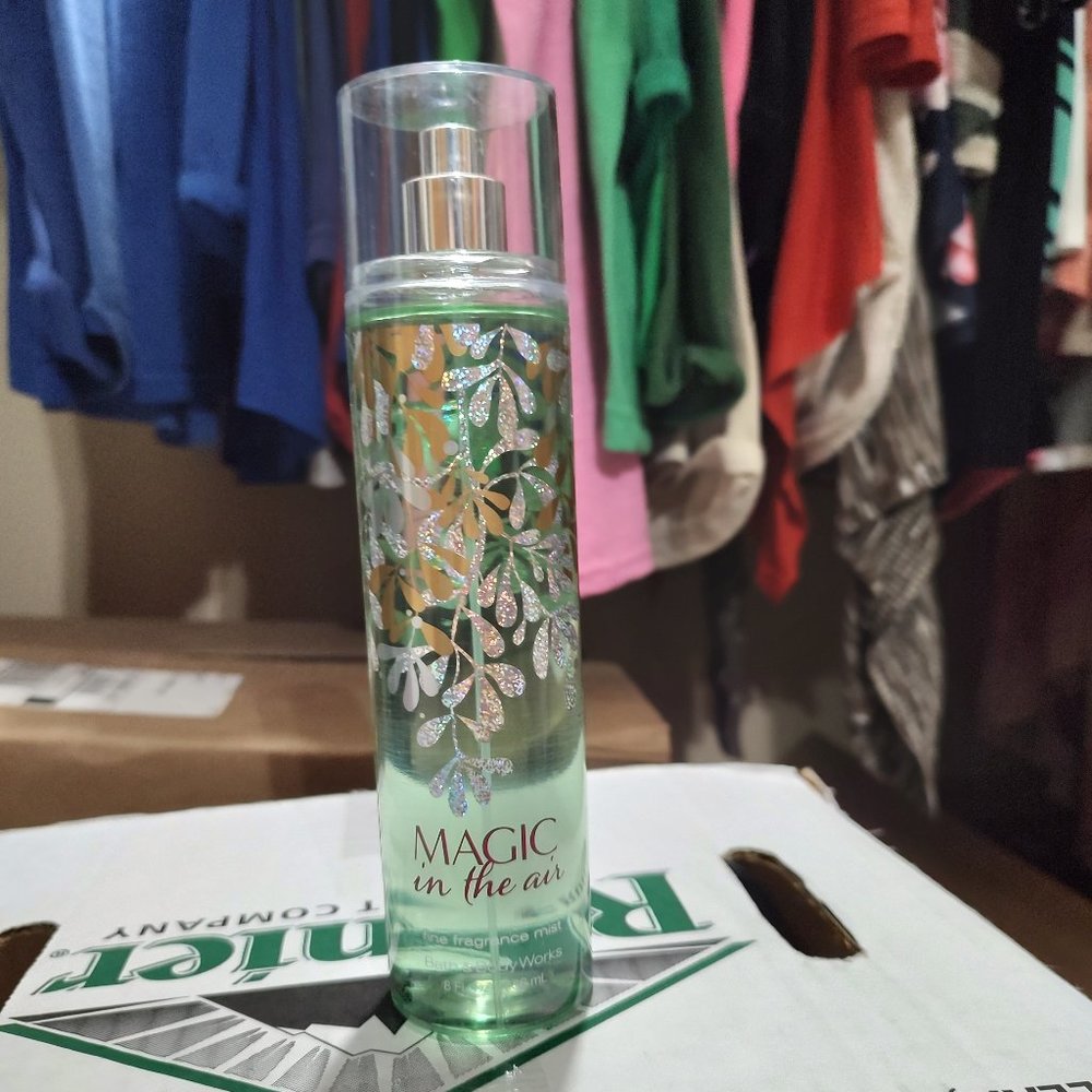 Bath and Body Works Magic In The Air spray